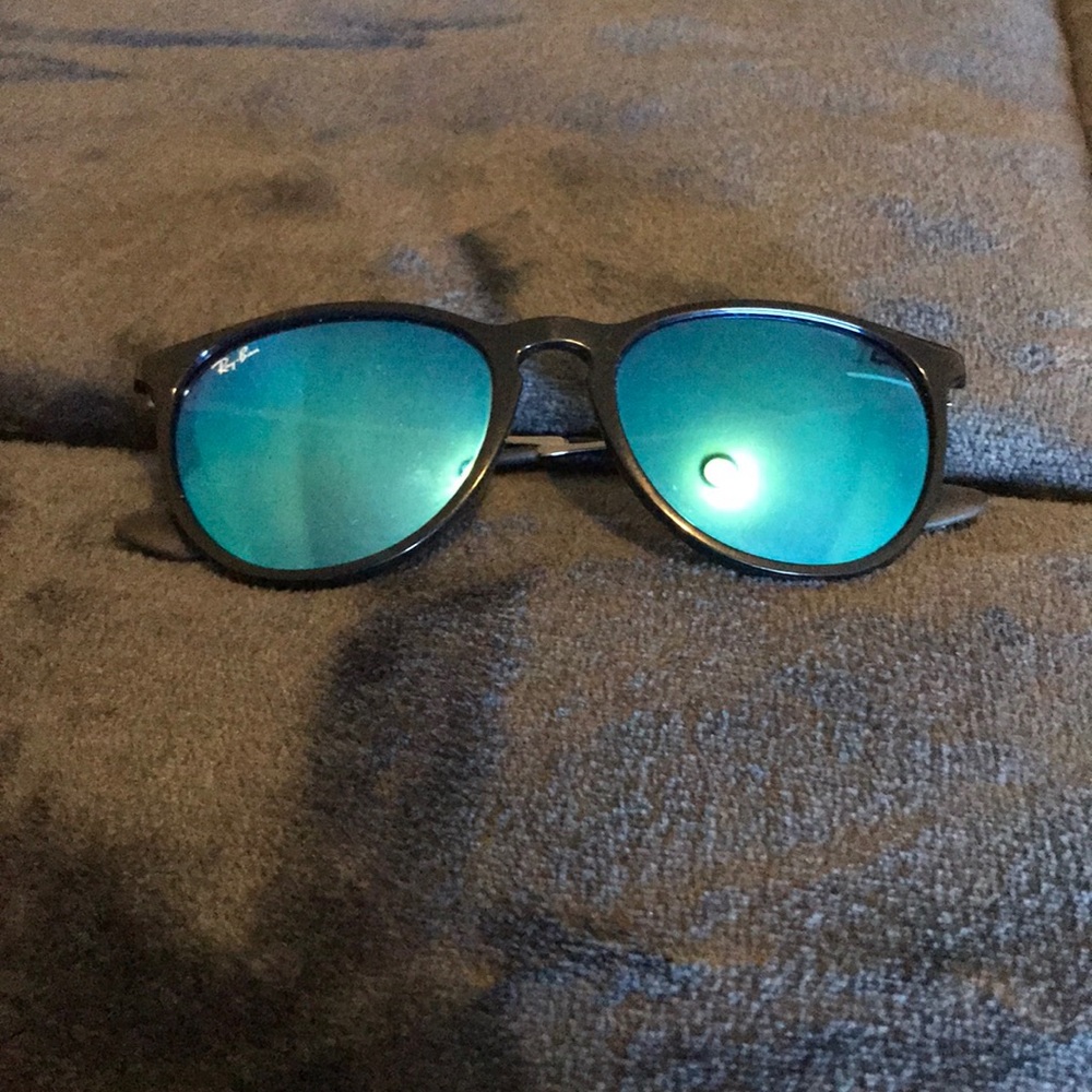 Erika style Ray Ban sunglasses